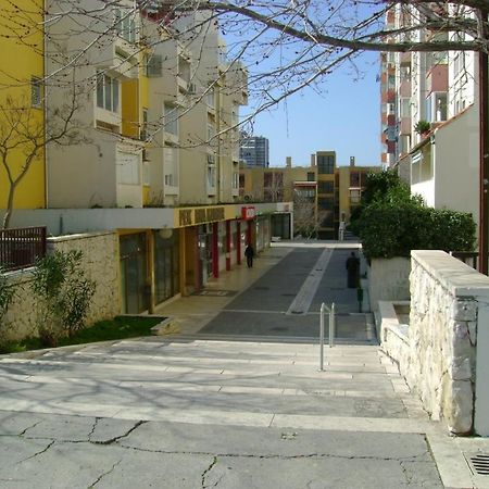 Apartment Small Pearl Split Exterior photo